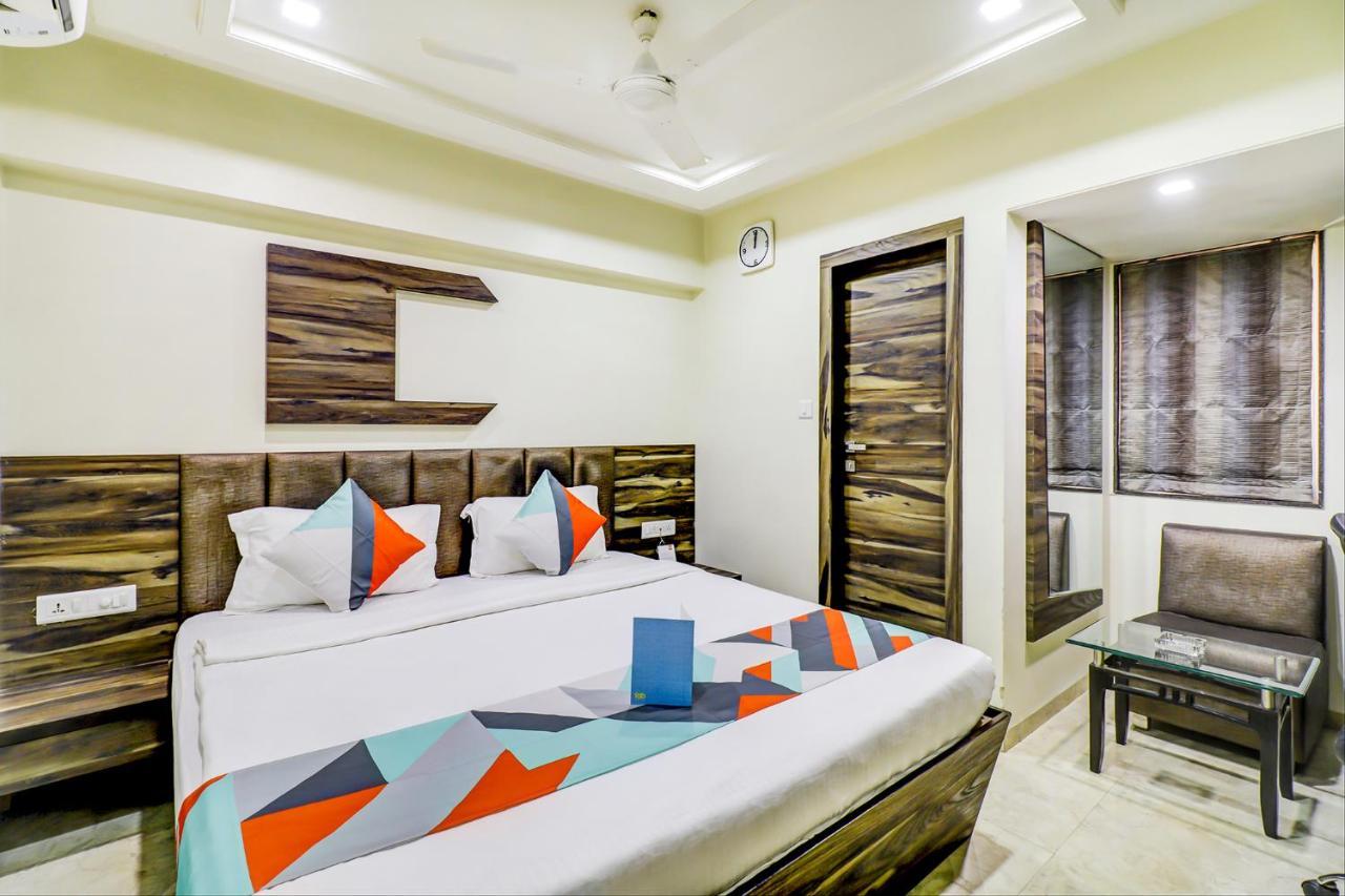 Hotel Palliate Ahmedabad Exterior photo