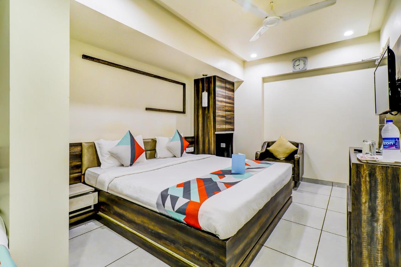 Hotel Palliate Ahmedabad Exterior photo